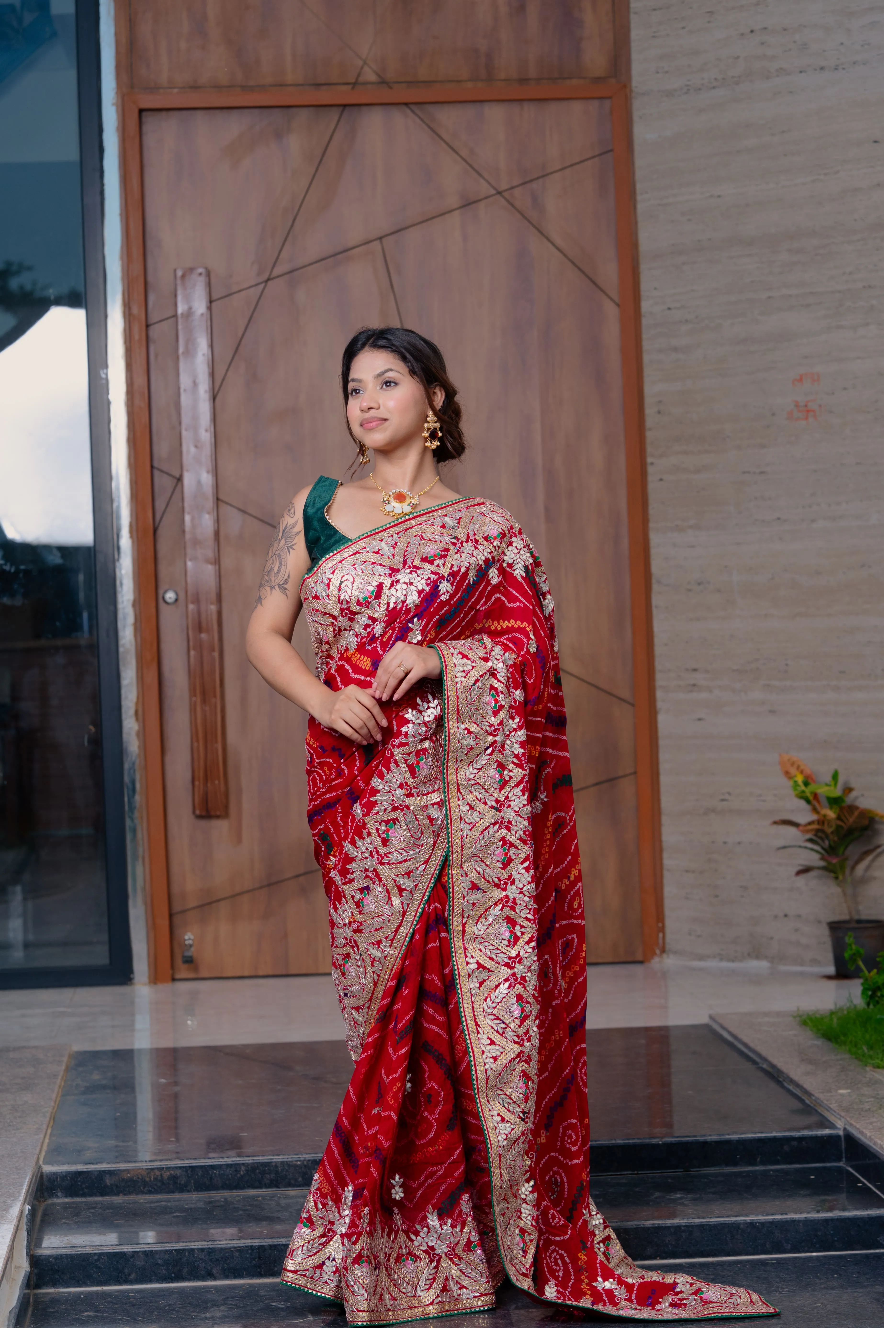 Chundri Hand Bandhej Saree in Pure Ojariya Crepe with Traditional Gotta Patti Work